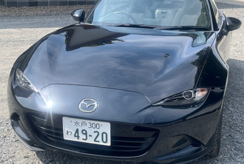 スポーツカー写真